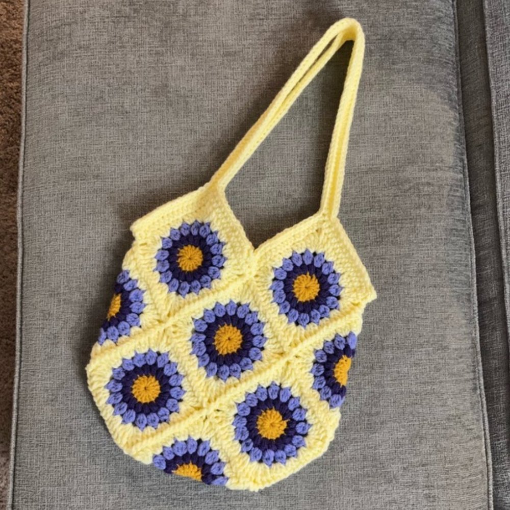 Crochet Flower Tote Bag in Purple and Cream